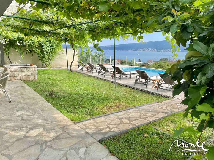 Гостиница 380 м² (Черногория)