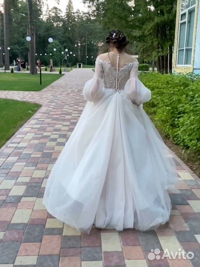 Вечернее платье