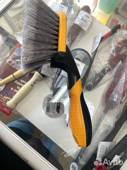 Универсальная щетка с мягким ворсом