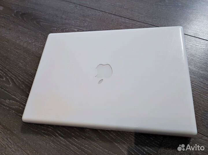 Apple MacBook A1181
