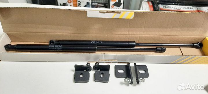 Газовые упоры капота priora