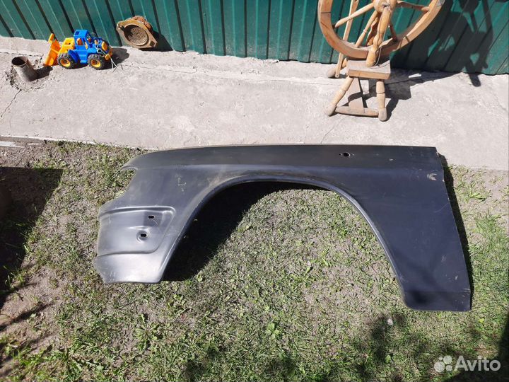 Крыло на волгу 3110