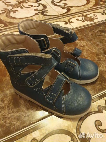 Ортопедические ботинки