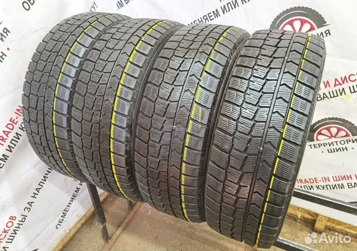 Dunlop Winter Maxx WM02 225/60 R17 99H