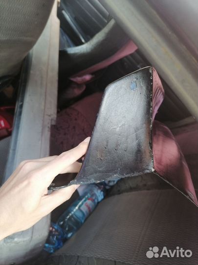 Продам спойлер