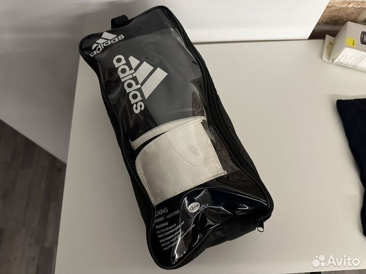 Боксерские перчатки 12 oz adidas