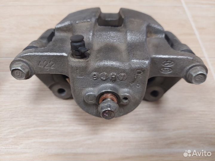 KIA Soul 3 суппорта передние с дисками 20 год