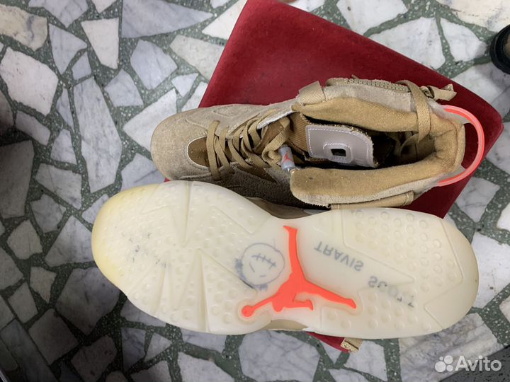 Кроссовкиджордан