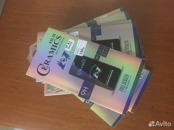 Стекло на iPhone в ассортименте