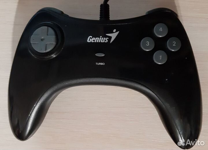 Джойстик Genius (USB)