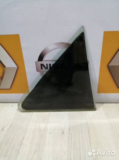 Форточка стекло двери Geely MK Лев