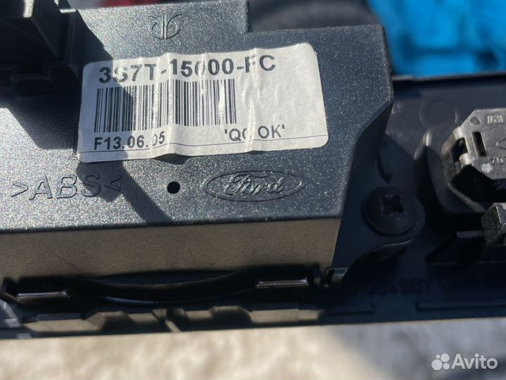 Панель часы аварийка мондэо 3 2006