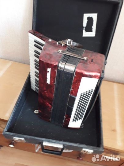 Аккордеон Заря 2