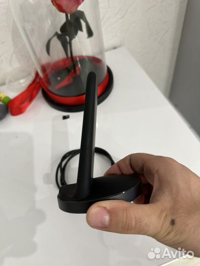 Беспроводная зарядка Momax