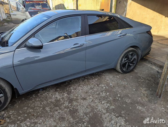 Hyundai Elantra 2.0 AT, 2022, 34 508 км