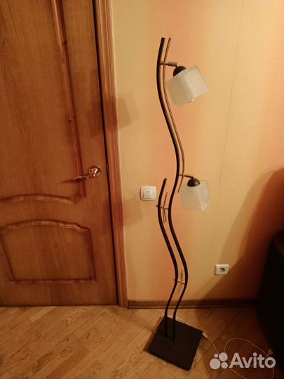 Торшер напольный