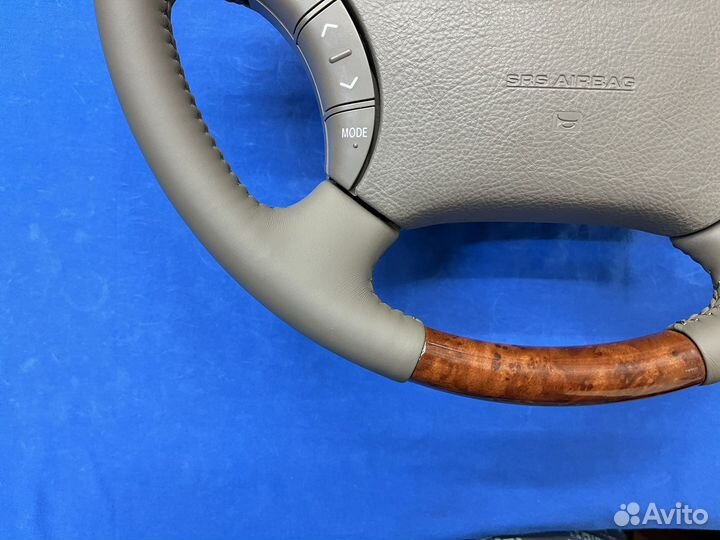 Оригинальный руль с подогревом Toyota Prado 120