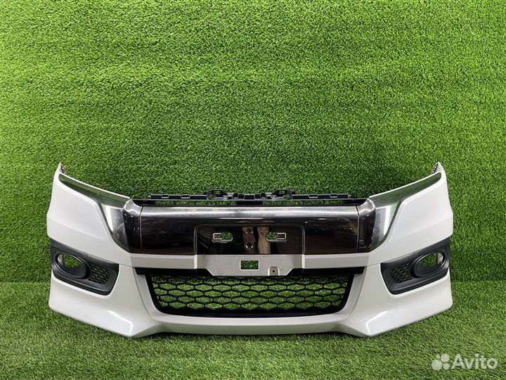 Бампер Цвет-NH788P передний Honda Step Wgn Spada