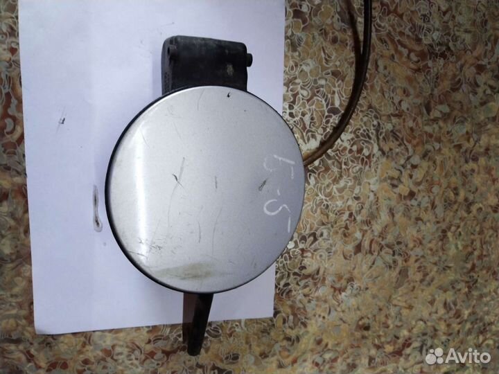 Лючок бензобака Фольксваген passat