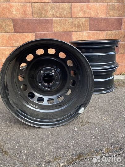 Штампованные диски R16