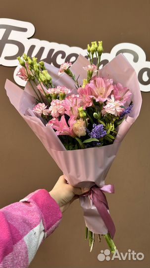 Букеты из живых цветов