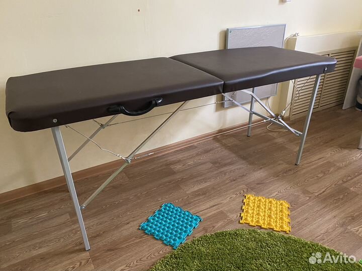 Массажная кушетка
