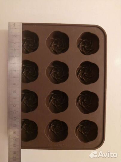 Форма силиконовая для конфет Tescoma
