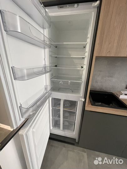 Встраиваемый холодильник Атлант XM-4307-000