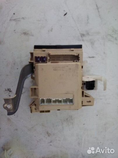 Блок предохранителе Toyota Camry V40 2GR-FE 2008