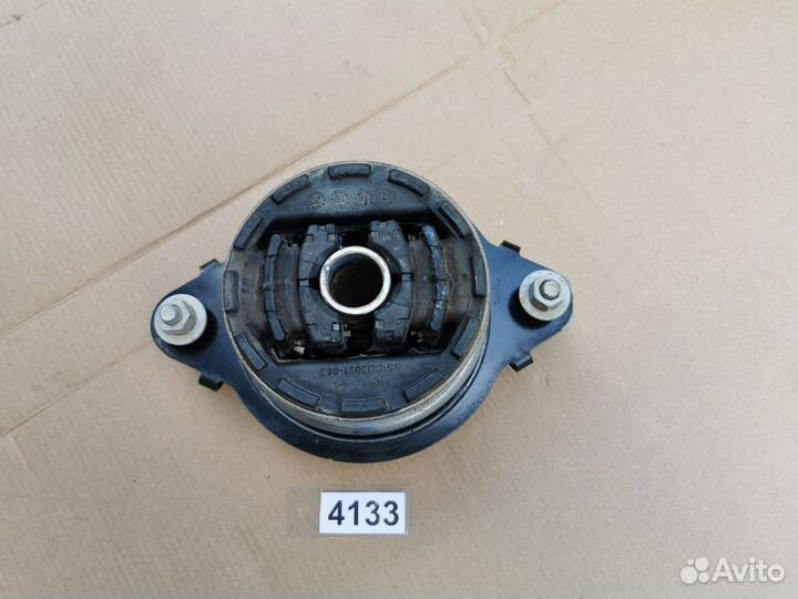 Подушка кабины рамы