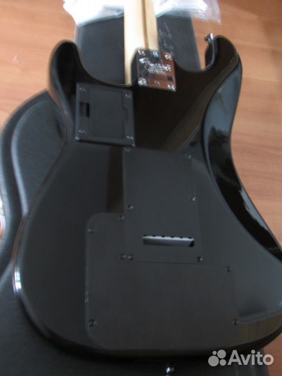 Fender American VG Stratocaster Roland, как новая