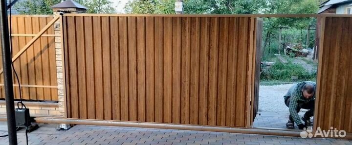 Гаражные секционные ворота с доставкой