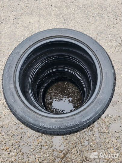 Foman Frozenero W766 225/50 R18