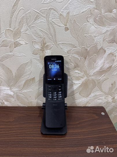 Nokia 8110 4G, 4 ГБ