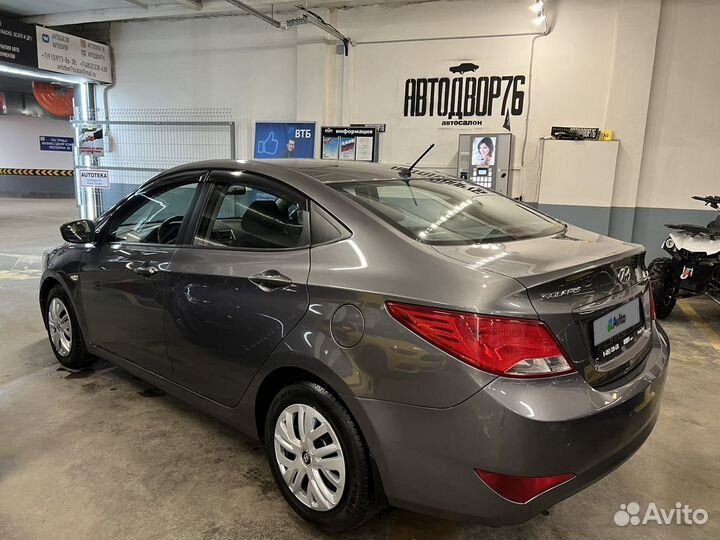 Hyundai Solaris 1.4 AT, 2016, 111 110 км