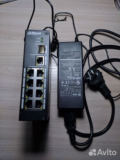 Рое коммутатор DH-PFS3110-8P-96 Dahua