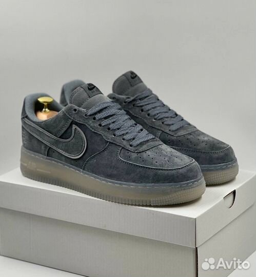 Мужские кроссовки Nike Air Force 1 reigning