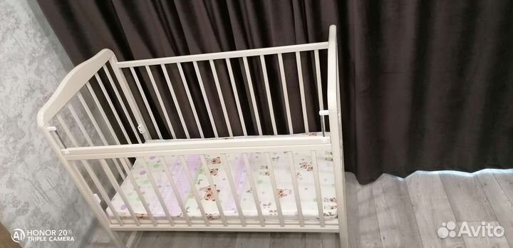Детская кроватка