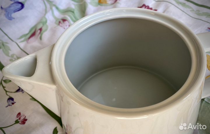 Чайник заварочный новый фарфор