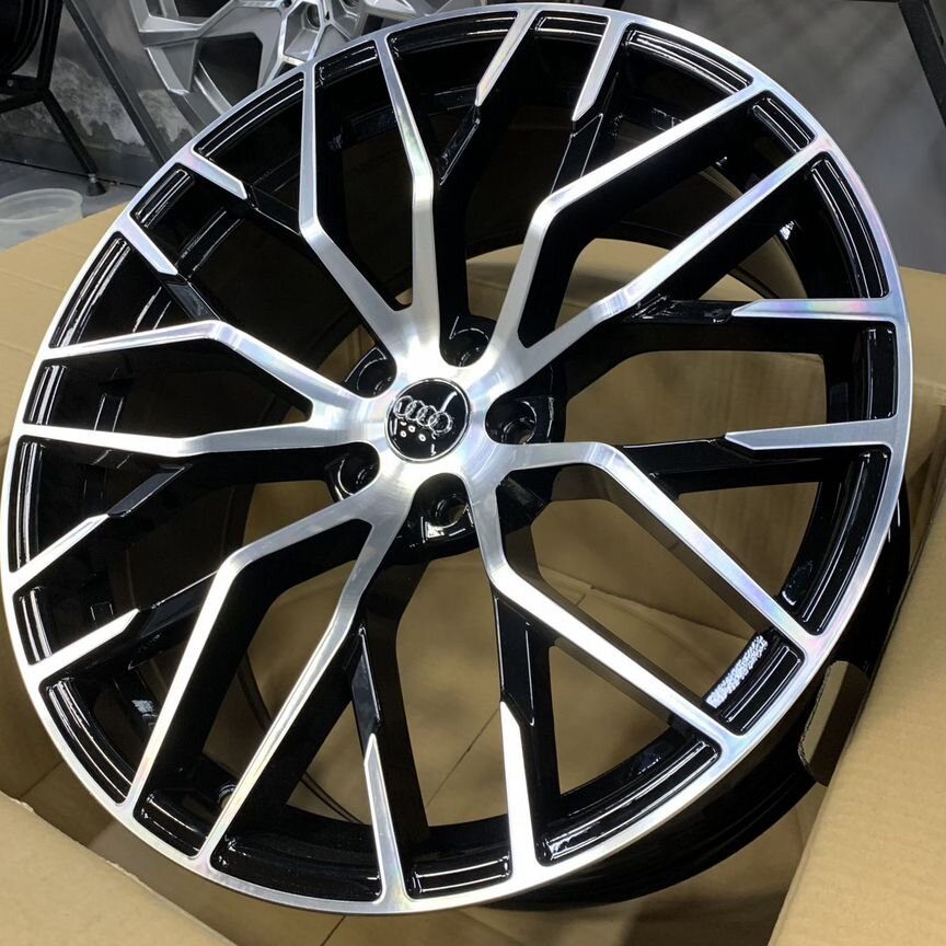 Литые диски Audi 8.5×R19 5×112
