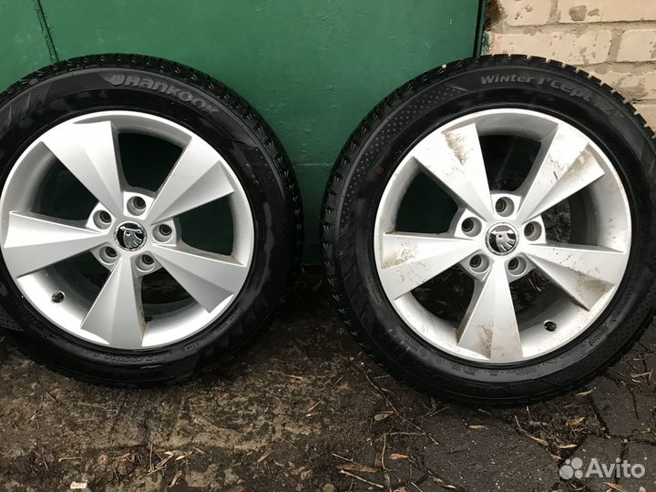 Колеса R16 Skoda Velorum 5/112, et46, hankook