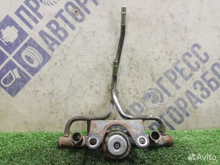 Топливная рампа правая Subaru Legacy Outback