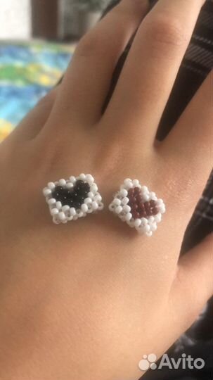Колечки, ожерелья, браслеты, сережки из бисера