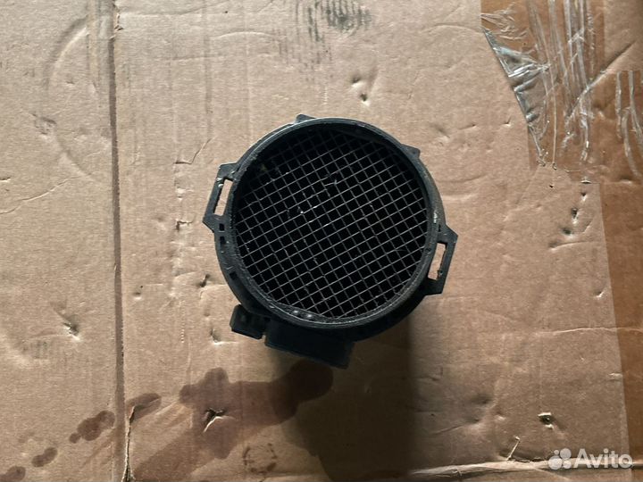 Датчик массового расхода воздуха BMW Е 53