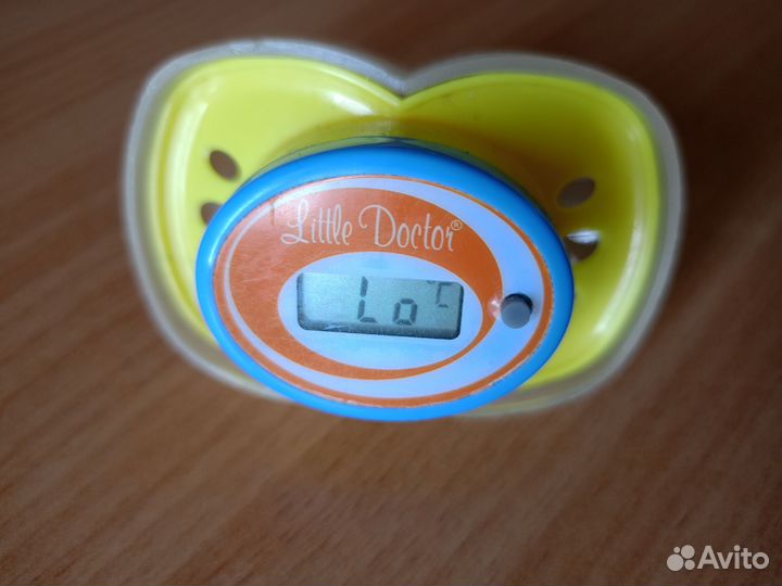 Детский термометр пустышка