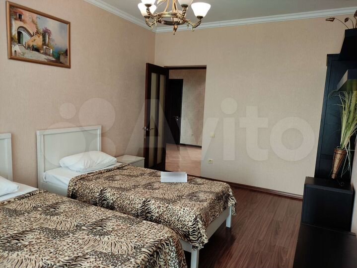 3-к. квартира, 100 м², 7/7 эт.
