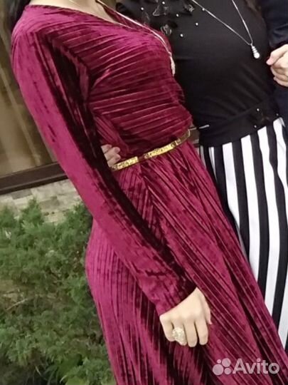 Велюровое платье