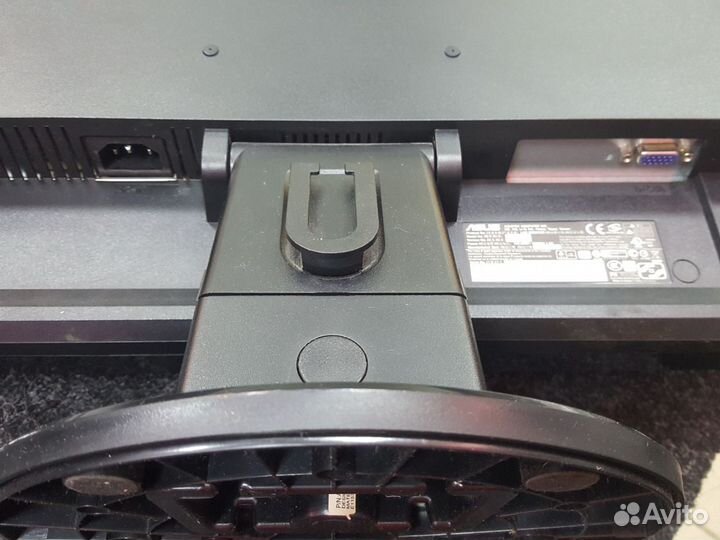 Монитор LCD 19