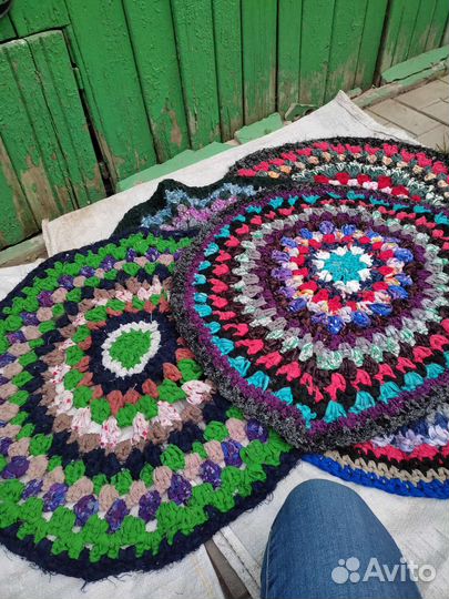 Коврик ручной работы