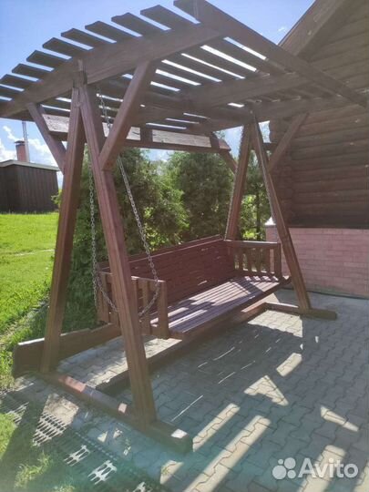 Садовые качели из дерева